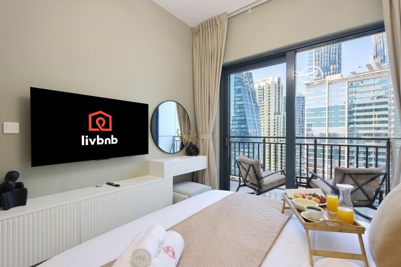 Apartment Livbnb-1b Urban Serenity With Private Balcony *